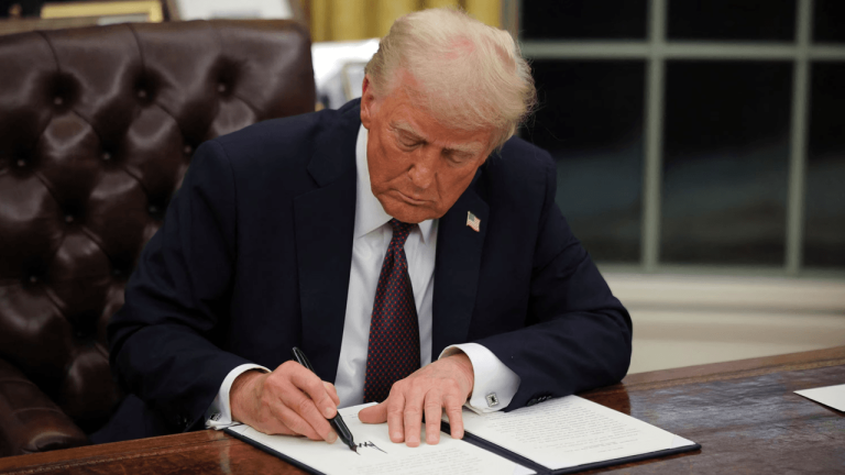 “Bitcoin Surges on Trump’s Unexpected Declaration – Latest Updates on Market Trends and Prices in the Bitcoin News”