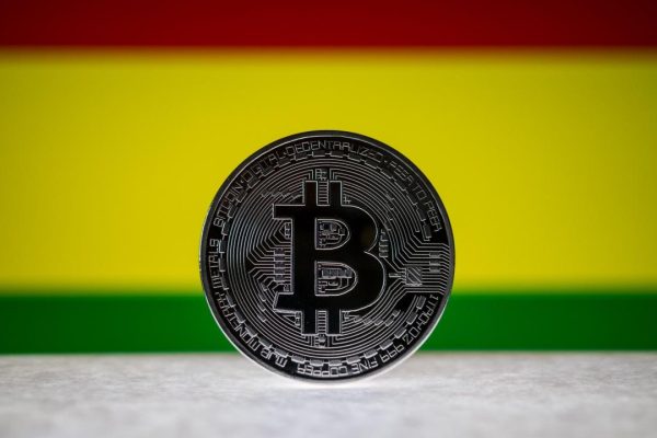 Bolivia Bars State Oil Firm from Crypto Deals